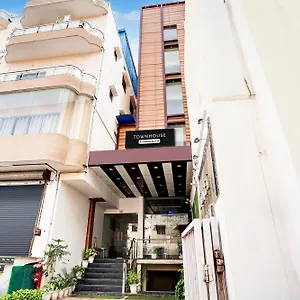 Townhouse Ram Katora Near Vishwanath Temple Formerly Sv Grand Varanasi